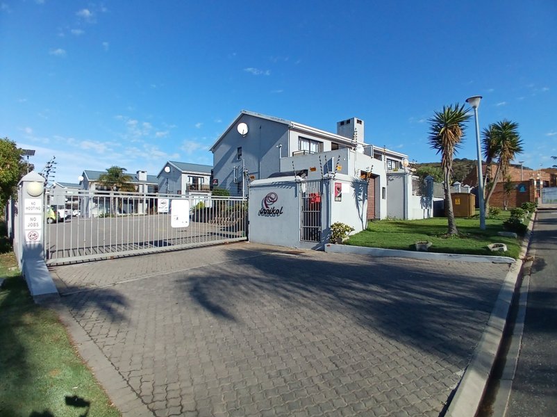 2 Bedroom Property for Sale in Hartenbos Central Western Cape